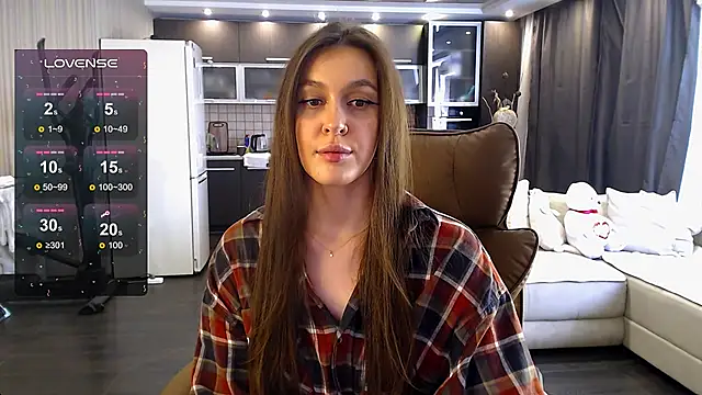 Doll Jasmine  online show from May 21, 2026, 9:39 am