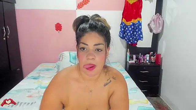 Snapshot of laris_park chatting on October 30, 2025, 11:34 pm laris park online show from October 30, 2025, 11:34 pm