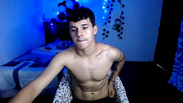 Snapshot of freddy_romas chatting on November 16, 2025, 3:39 pm freddy romas online show from November 16, 2025, 3:39 pm