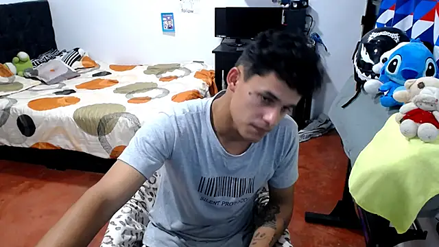 Snapshot of freddy_romas chatting on June 1, 2026, 4:28 pm freddy romas online show from June 1, 2026, 4:28 pm