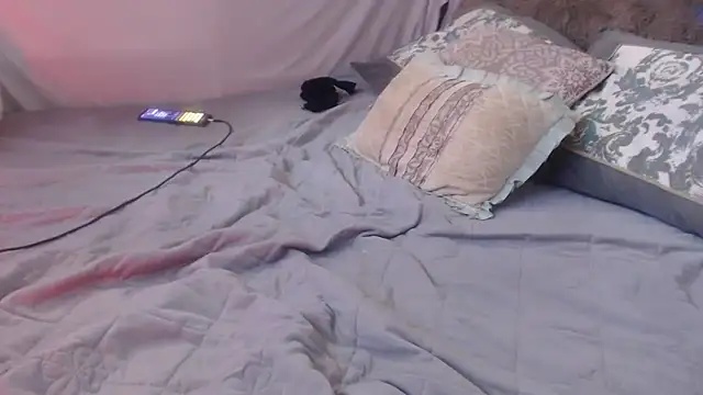 Snapshot of mysterymel chatting on March 1, 2026, 3:39 am mysterymel online show from March 1, 2026, 3:39 am