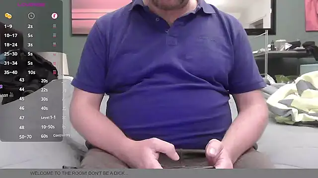 Snapshot of BondBroken chatting on November 11, 2025, 6:58 pm BondBroken online show from November 11, 2025, 6:58 pm