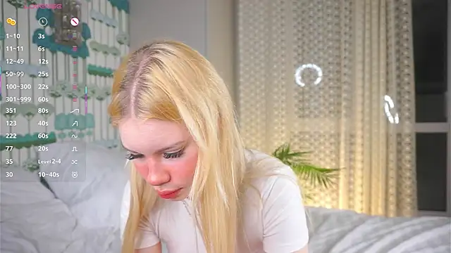 Snapshot of ZaraDudley chatting on October 30, 2025, 7:22 pm ZaraDudley online show from October 30, 2025, 7:22 pm