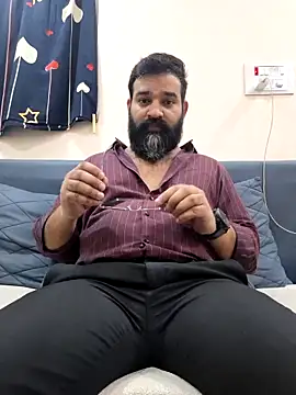 Fun Guuy online show from April 26, 2026, 4:32 am