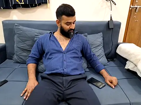 Fun Guuy online show from October 21, 2025, 9:09 am