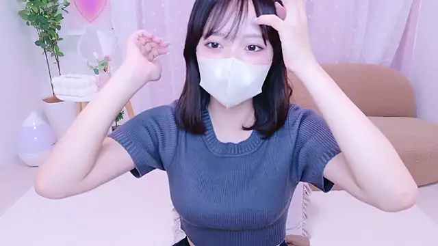 Snapshot of HANApipi chatting on September 21, 2025, 5:45 am HANApipi online show from September 21, 2025, 5:45 am