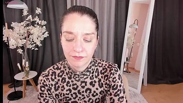 Snapshot of helentasty chatting on March 19, 2025, 5:08 am helentasty online show from March 19, 2025, 5:08 am