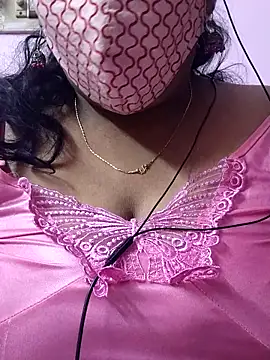 Snapshot of mallu-sumi chatting on December 4, 2025, 6:07 pm mallu-sumi online show from December 4, 2025, 6:07 pm