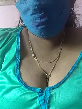 Snapshot of mallu-sumi chatting on October 31, 2025, 3:03 am mallu-sumi online show from October 31, 2025, 3:03 am