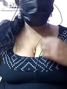 mallu-sumi online show from February 8, 2026, 6:49 pm