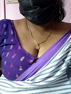 mallu-sumi online show from February 18, 2026, 4:21 am