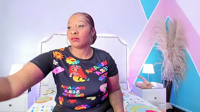 Krystal cambell1 online show from May 7, 2026, 7:39 pm