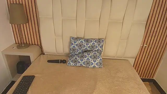 Snapshot of Emily_Trujillo chatting on October 26, 2025, 10:04 am Emily Trujillo online show from October 26, 2025, 10:04 am