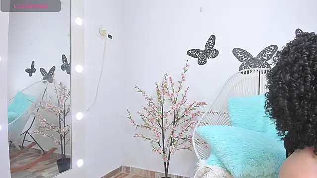 Snapshot of yess__daddy1 chatting on November 19, 2025, 2:28 pm yess daddy1 online show from November 19, 2025, 2:28 pm