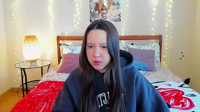 Mira Karter online show from May 13, 2026, 3:02 am