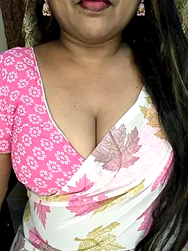 Snapshot of honey-sexy chatting on October 14, 2025, 4:18 pm honey-sexy online show from October 14, 2025, 4:18 pm