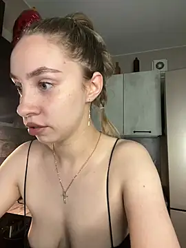 Snapshot of Kitty_Katrine chatting on June 26, 2026, 3:18 pm Kitty Katrine online show from June 26, 2026, 3:18 pm