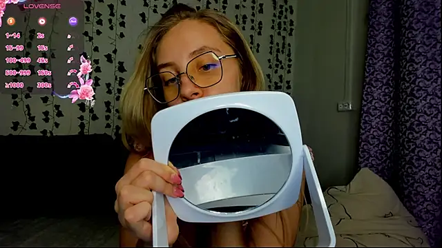 Kitty Katrine online show from January 21, 2025, 2:26 pm