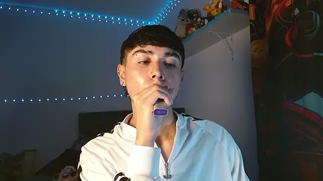 Snapshot of Im_juanda chatting on February 1, 2025, 10:12 pm Im juanda online show from February 1, 2025, 10:12 pm