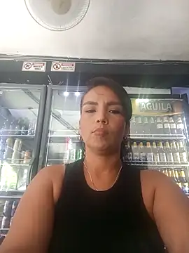 mariana mauricio hot online show from April 25, 2026, 8:17 pm