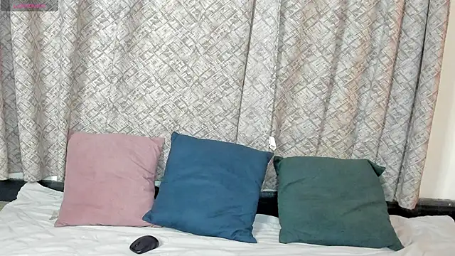 Snapshot of angelswets chatting on October 17, 2025, 2:08 pm angelswets online show from October 17, 2025, 2:08 pm