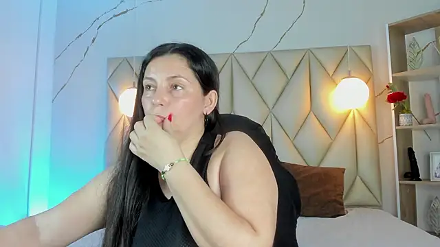 angelswets online show from February 12, 2026, 2:50 pm