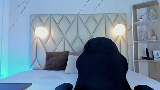 Snapshot of angelswets chatting on December 14, 2025, 1:28 pm angelswets online show from December 14, 2025, 1:28 pm