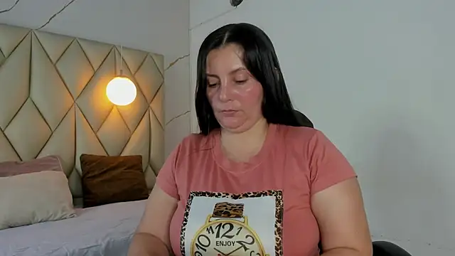 Snapshot of angelswets chatting on July 28, 2026, 1:54 pm angelswets online show from July 28, 2026, 1:54 pm