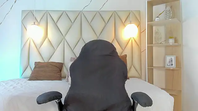 Snapshot of angelswets chatting on November 30, 2025, 12:06 pm angelswets online show from November 30, 2025, 12:06 pm