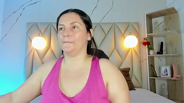 angelswets online show from February 8, 2026, 1:09 pm