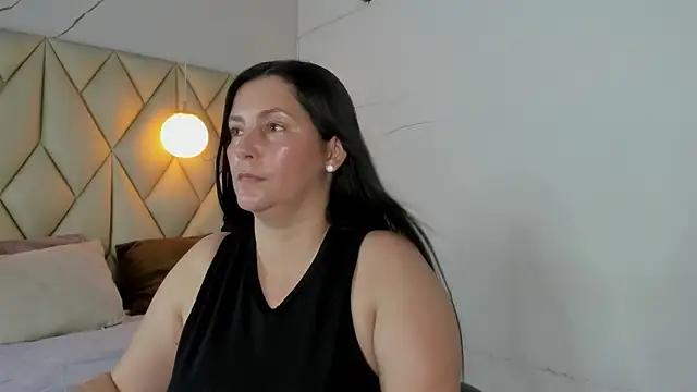 Snapshot of angelswets chatting on July 27, 2026, 2:24 pm angelswets online show from July 27, 2026, 2:24 pm