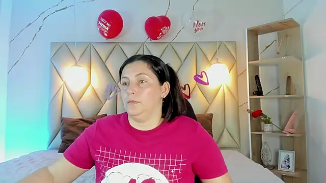 angelswets online show from February 18, 2026, 1:07 pm