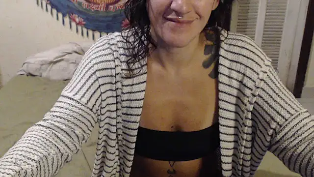 Snapshot of MissRebeka chatting on May 11, 2026, 9:12 pm MissRebeka online show from May 11, 2026, 9:12 pm