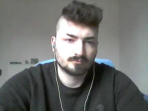 Snapshot of Hkl95555 chatting on November 18, 2025, 12:41 pm Hkl95555 online show from November 18, 2025, 12:41 pm