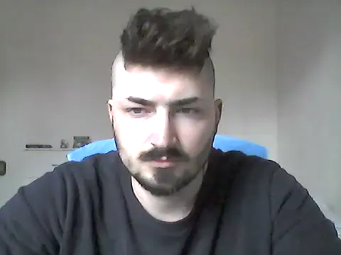 Snapshot of Hkl95555 chatting on November 2, 2025, 2:11 pm Hkl95555 online show from November 2, 2025, 2:11 pm