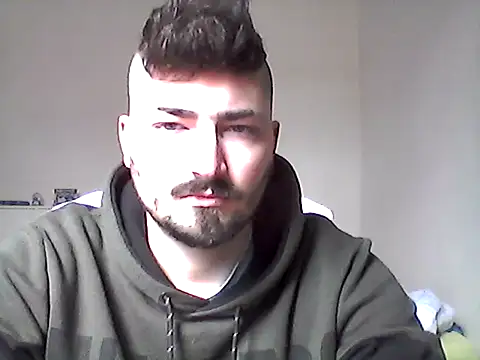 Snapshot of Hkl95555 chatting on December 25, 2024, 12:47 pm Hkl95555 online show from December 25, 2024, 12:47 pm