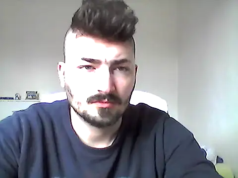 Snapshot of Hkl95555 chatting on December 9, 2024, 12:51 pm Hkl95555 online show from December 9, 2024, 12:51 pm