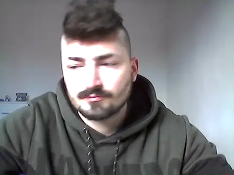 Snapshot of Hkl95555 chatting on December 2, 2024, 12:46 pm Hkl95555 online show from December 2, 2024, 12:46 pm