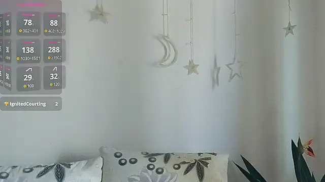 Snapshot of fanfan-FF chatting on October 12, 2025, 12:45 am fanfan-FF online show from October 12, 2025, 12:45 am