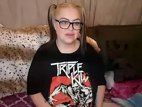 Snapshot of ChubbyBubs chatting on January 19, 2025, 11:34 am ChubbyBubs online show from January 19, 2025, 11:34 am