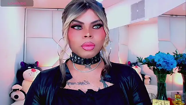 Snapshot of AdanKinng chatting on November 21, 2025, 9:52 am AdanKinng online show from November 21, 2025, 9:52 am