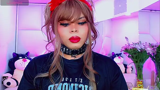 Snapshot of AdanKinng chatting on November 13, 2025, 6:28 am AdanKinng online show from November 13, 2025, 6:28 am