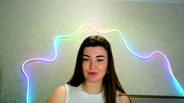 Snapshot of SeductiveTati chatting on November 21, 2025, 2:10 am SeductiveTati online show from November 21, 2025, 2:10 am