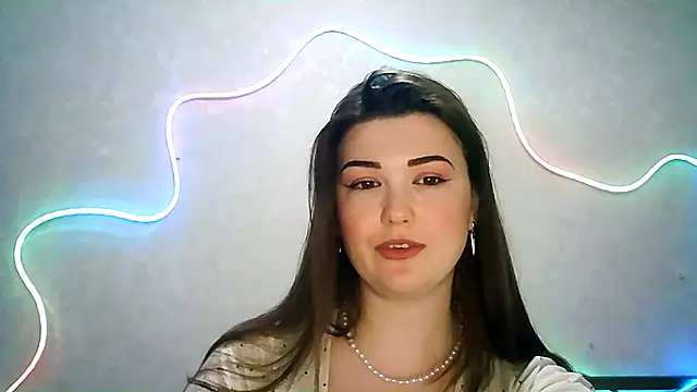 Snapshot of SeductiveTati chatting on September 15, 2025, 9:15 pm SeductiveTati online show from September 15, 2025, 9:15 pm