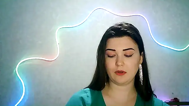 Snapshot of SeductiveTati chatting on September 21, 2025, 4:39 am SeductiveTati online show from September 21, 2025, 4:39 am