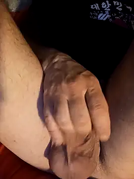 Snapshot of johngreece1 chatting on November 24, 2025, 10:32 pm johngreece1 online show from November 24, 2025, 10:32 pm