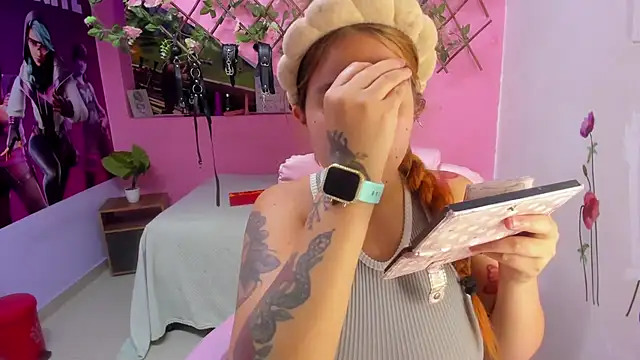 Snapshot of marcellaa303av chatting on October 12, 2025, 12:45 am marcellaa303av online show from October 12, 2025, 12:45 am