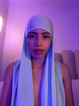 Snapshot of jhalila chatting on October 19, 2025, 11:07 pm jhalila online show from October 19, 2025, 11:07 pm