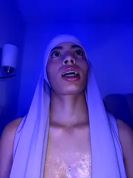 Snapshot of jhalila chatting on November 16, 2025, 10:46 pm jhalila online show from November 16, 2025, 10:46 pm