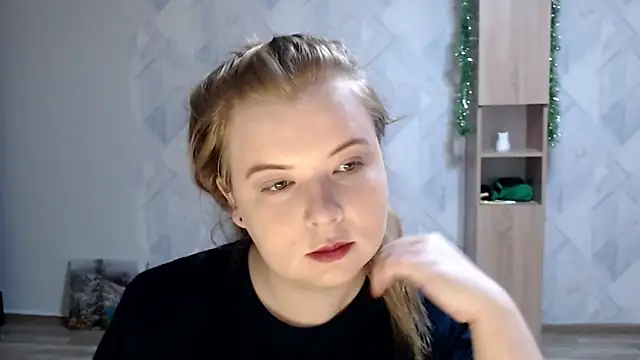 Snapshot of Melina_Hot9 chatting on November 29, 2025, 3:50 am Melina Hot9 online show from November 29, 2025, 3:50 am